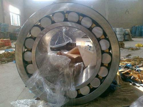 23064CA/W33 spherical roller bearing,double row